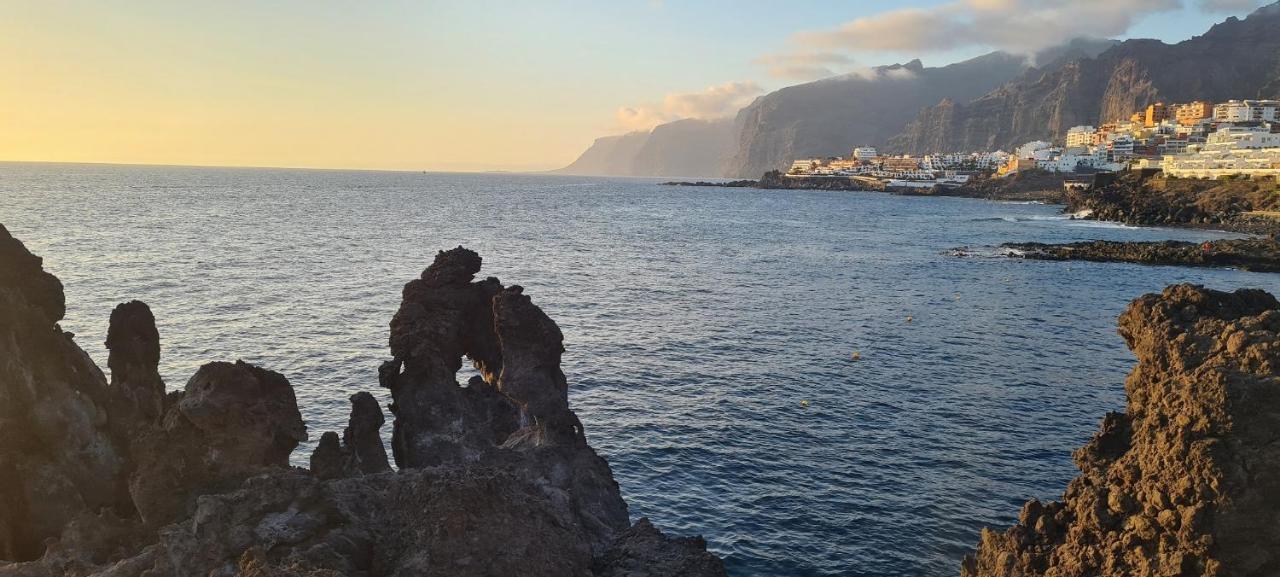 Paulmarie Gigantes Ocean Lounge * Puerto de Santiago (Tenerife)